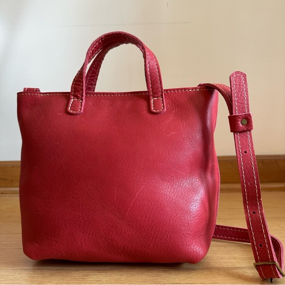 Portland Leather - Sugar Pebbled Leather Mini Crossbody Tote Bag with Zipper - Picture 6 of 16